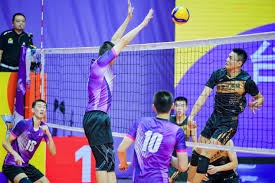 腾讯在这个垂直但爆款频出的赛道，做了一款不一样的自研产品